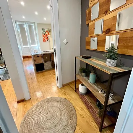 Atuaire Home Preciosa Vivienda Vistas A La Catedral Parking Incluido Burgos Exterior photo